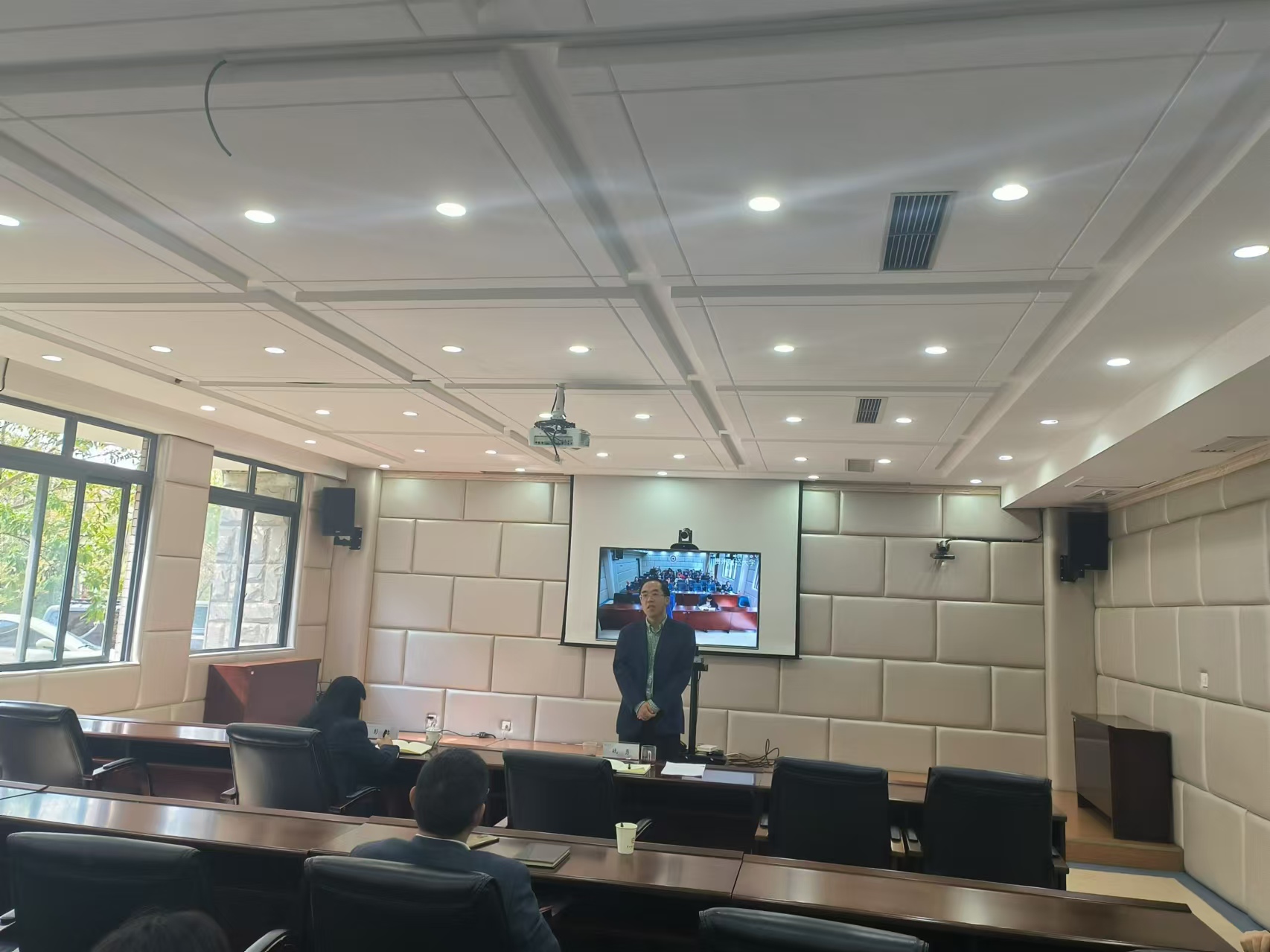 视频会2.jpg